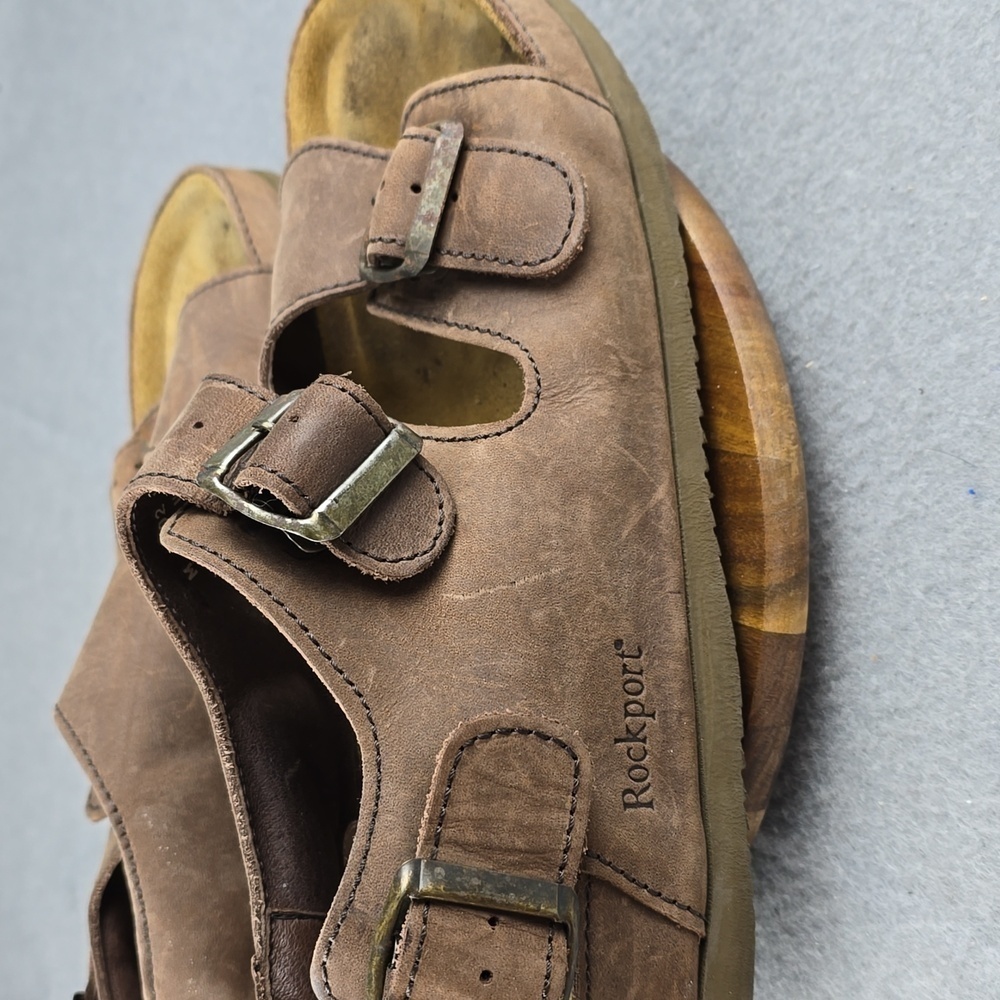 Rockport sandals men's size eleven in great used shape. - Picture 4 of 7